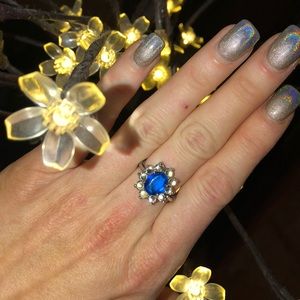 ❌SOLD❌Sapphire Gemstone and Crystal Flower Ring